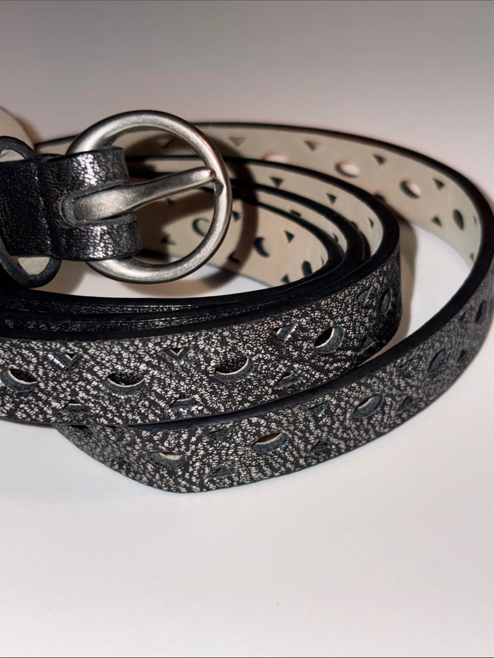 Women’s Sonoma Goods For Life  Size XL silver perforated skinny belt new